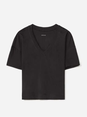 EVERLANE THE ORGANIC COTTON SLOUCHY V-NECK